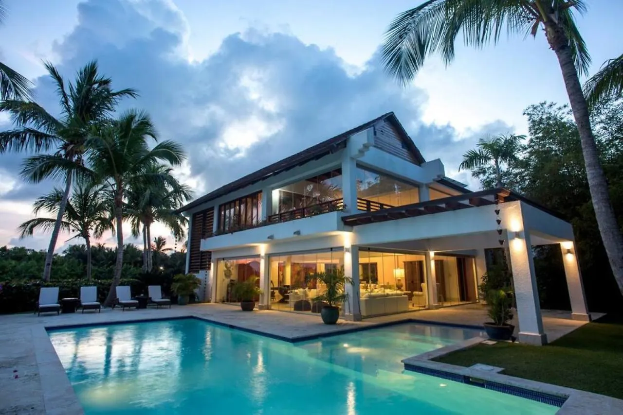 Casa Crystal Luxury Golf Front Villa With Staff Pool Punta Cana